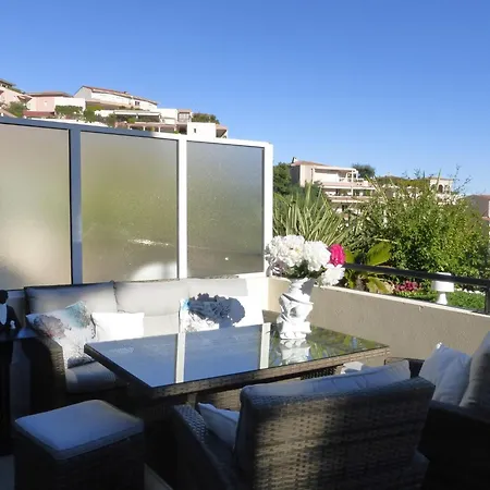 Apartamento Premium Flat With Sea View And Shared Pool, Mandelieu