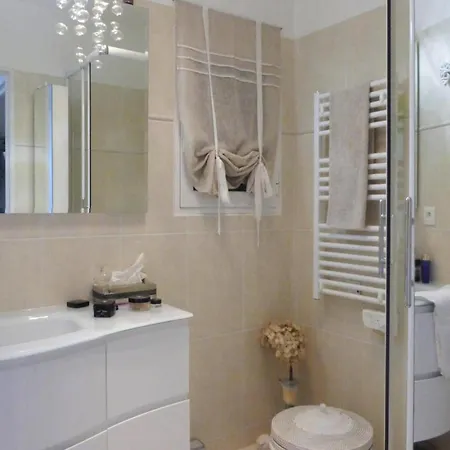 In Cannes With Sea View Apartment *