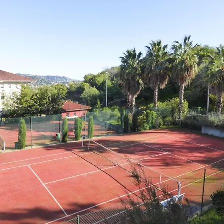 In Cannes With Sea View Apartment