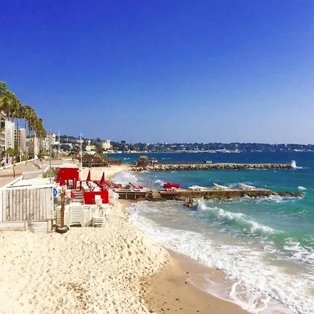 In Cannes With Sea View Apartment *