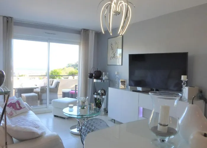 Apartamento In Cannes With Sea View *